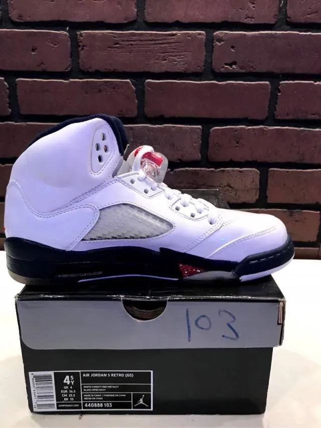 2011 Nike Air Jordan Retro 5 Olympic 440888-103 GS size 4.5Y