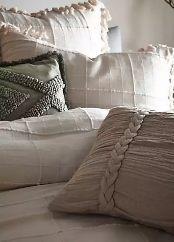 Abigail Ahern Tassel 100% Cotton Duvet Cover Set | Kaleidoscope