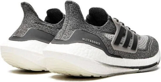 Adidas Ultraboost 21 