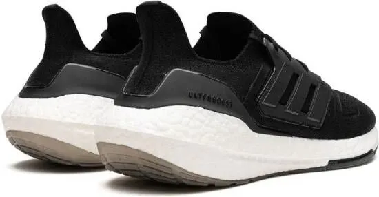 Adidas Ultraboost 22 