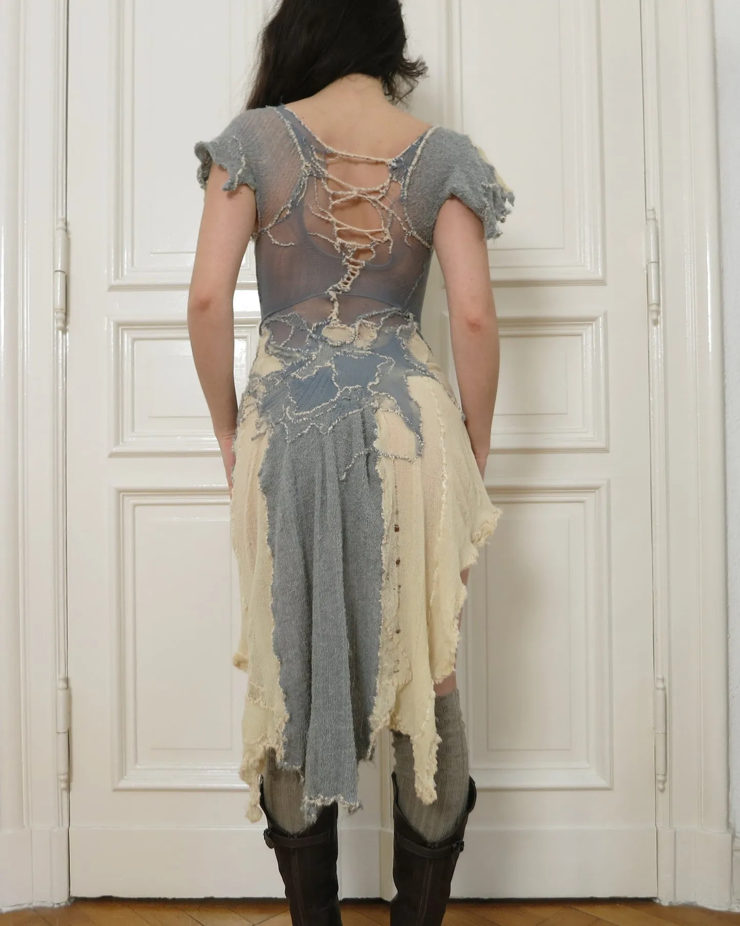       annina princess dress    