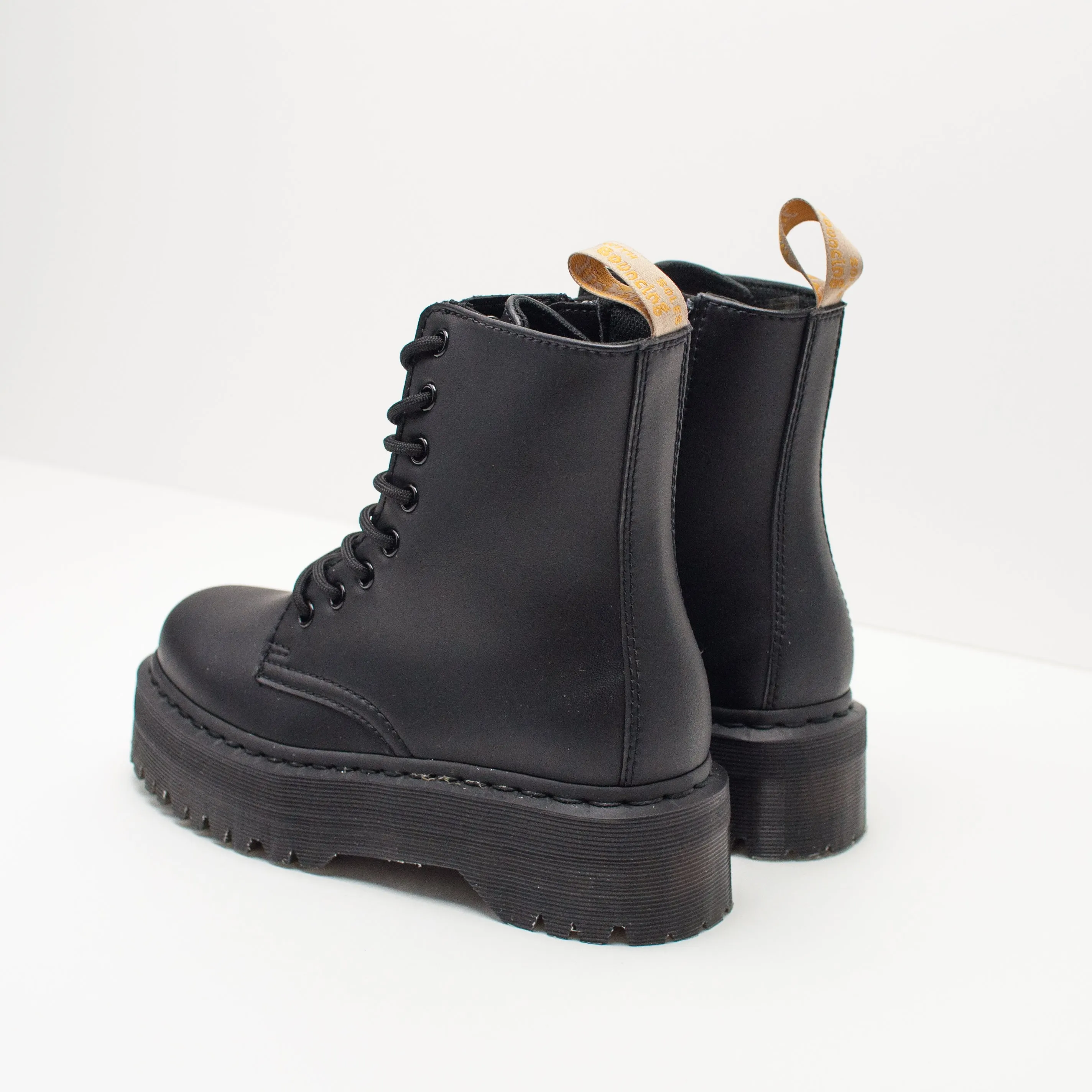 BOTA - DR. MARTENS - JADON II MONO BLACK VEGANA 25310001