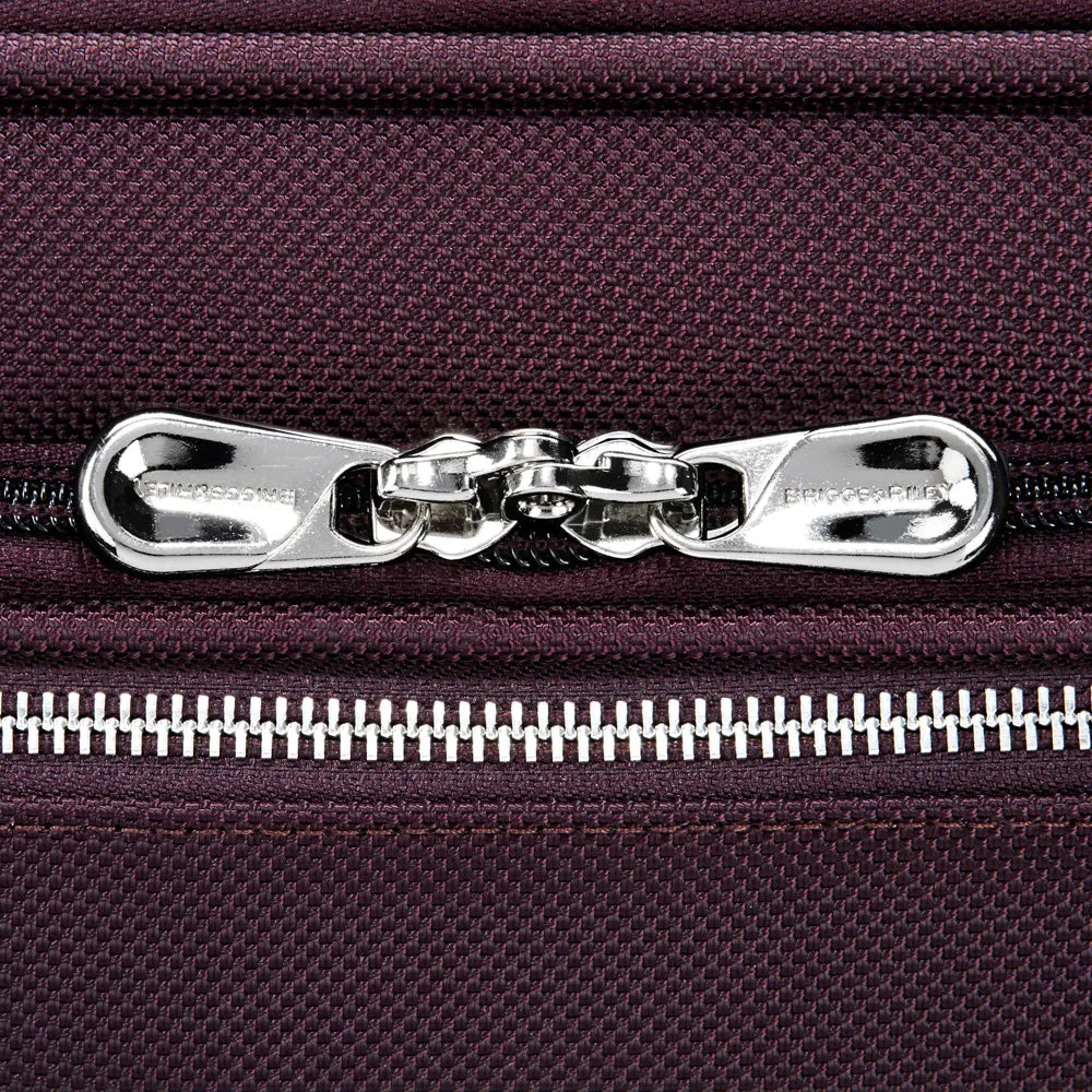 Briggs & Riley Baseline Expandable 28