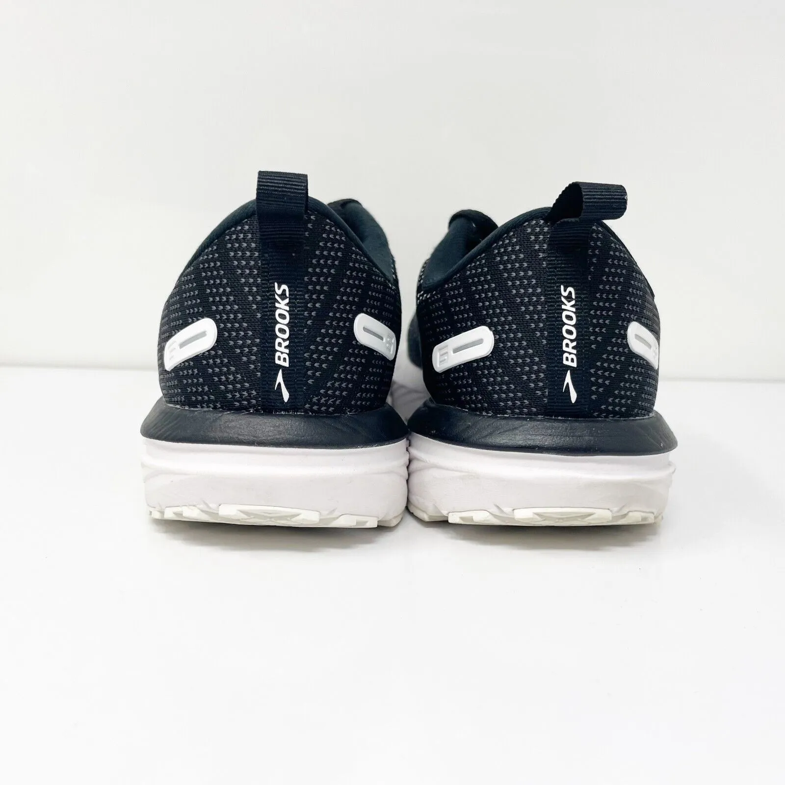 Brooks Womens Revel 6 1203861B012 Black Running Shoes Sneakers Size 8.5 B