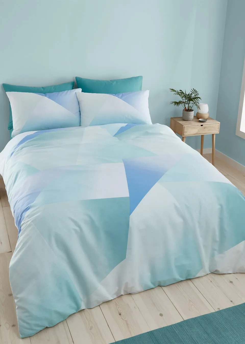 Catherine Lansfield Ombre Larsson Geo Reversible Duvet Cover Set