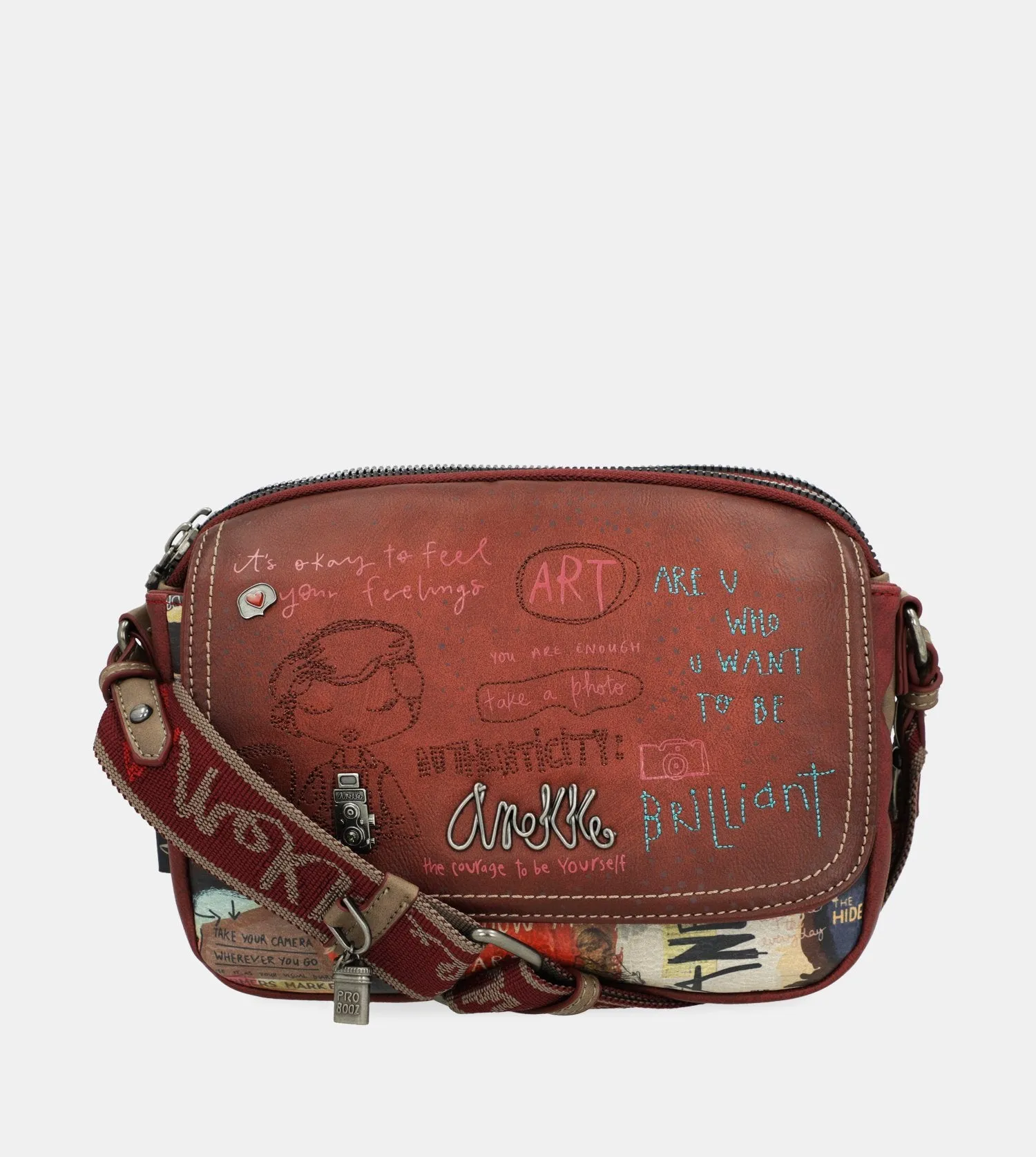 City Art triple compartment crossbody bag with a flap
