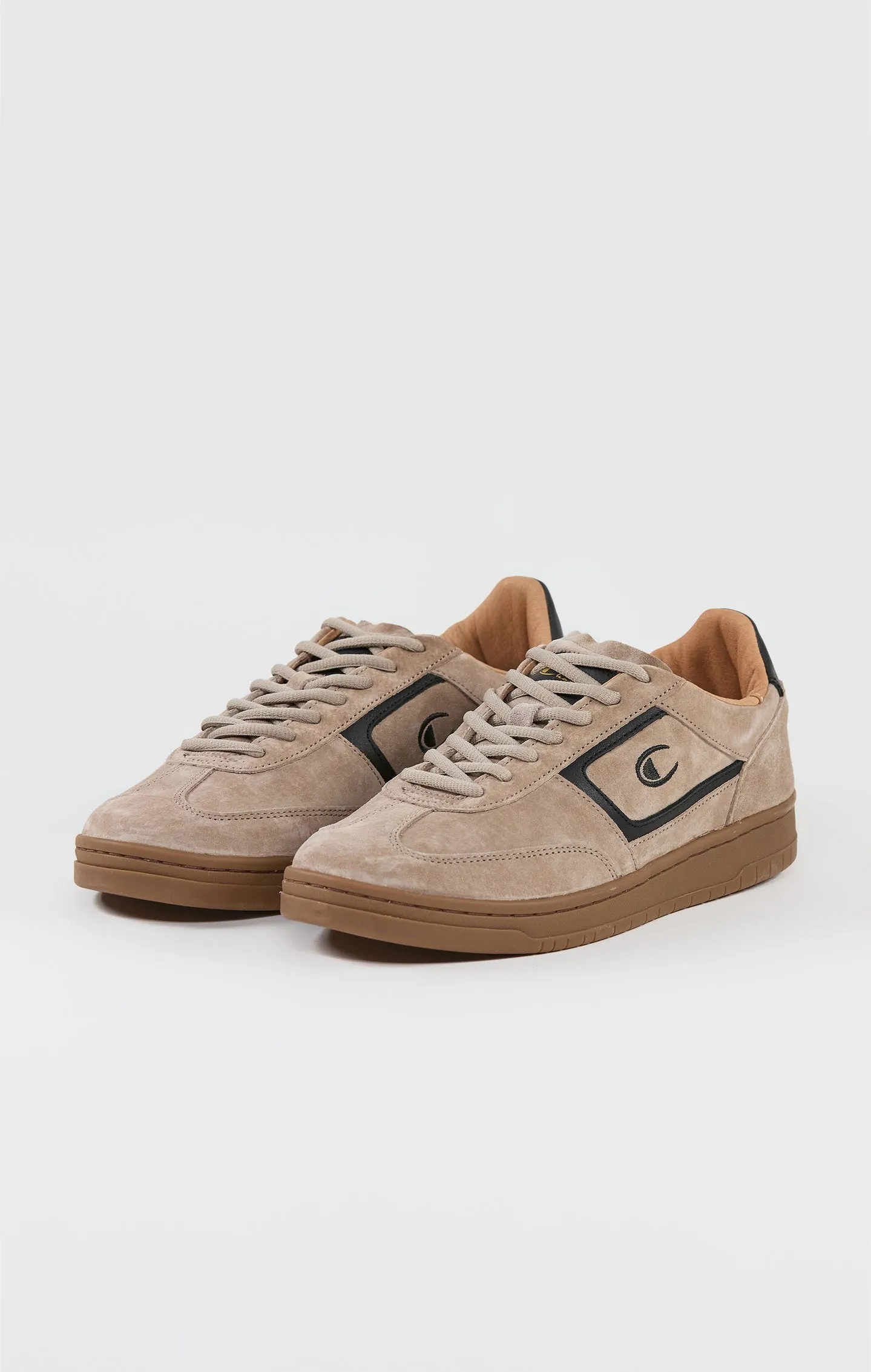  CL78 Suede Low Trainers     