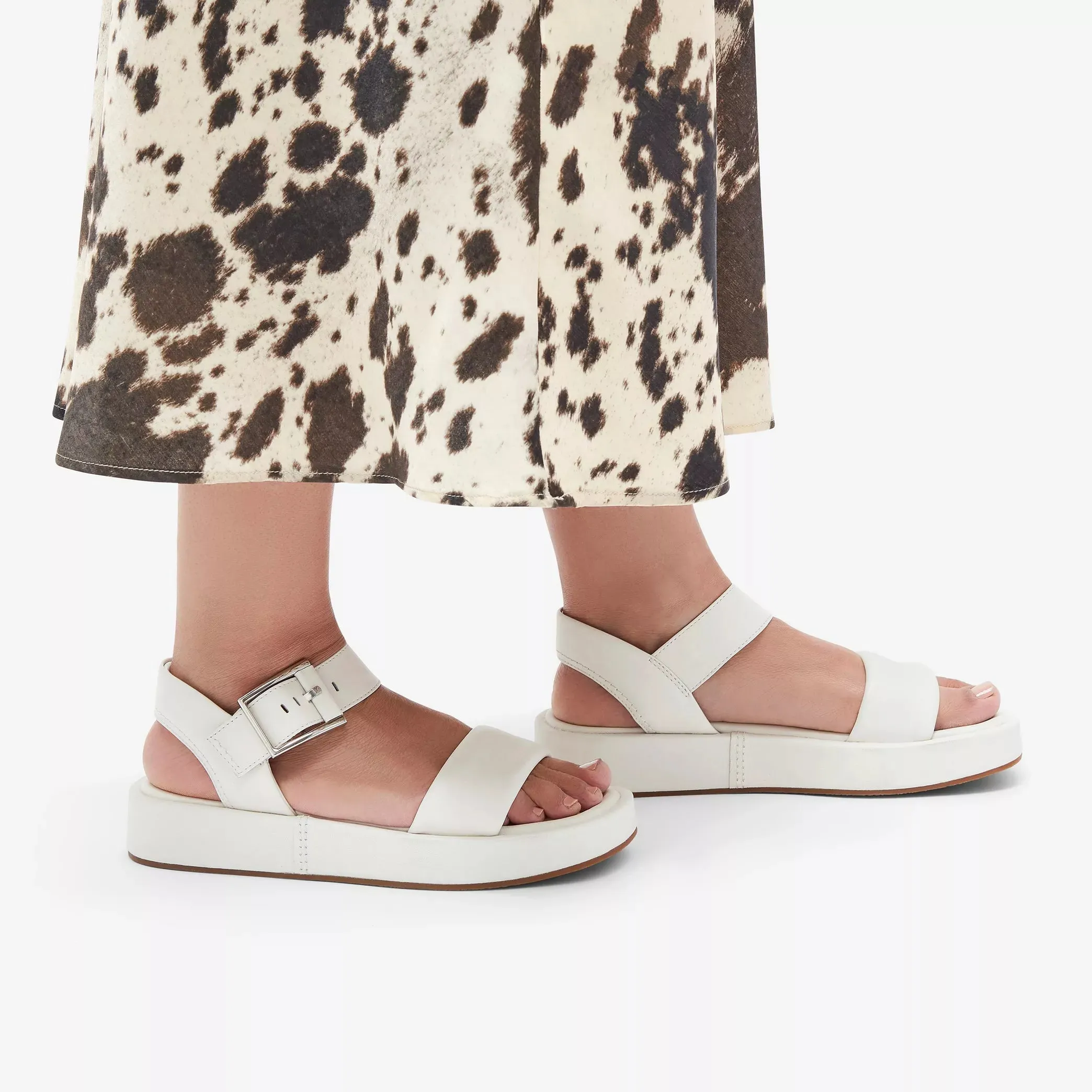 CLARKS | SANDALIAS CASUAL MUJER | ALDA STRAP OFF WHITE LEA | BLANCO