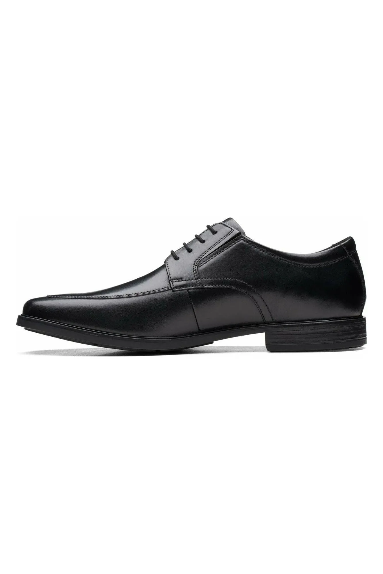 Clarks Howard Apron black leather