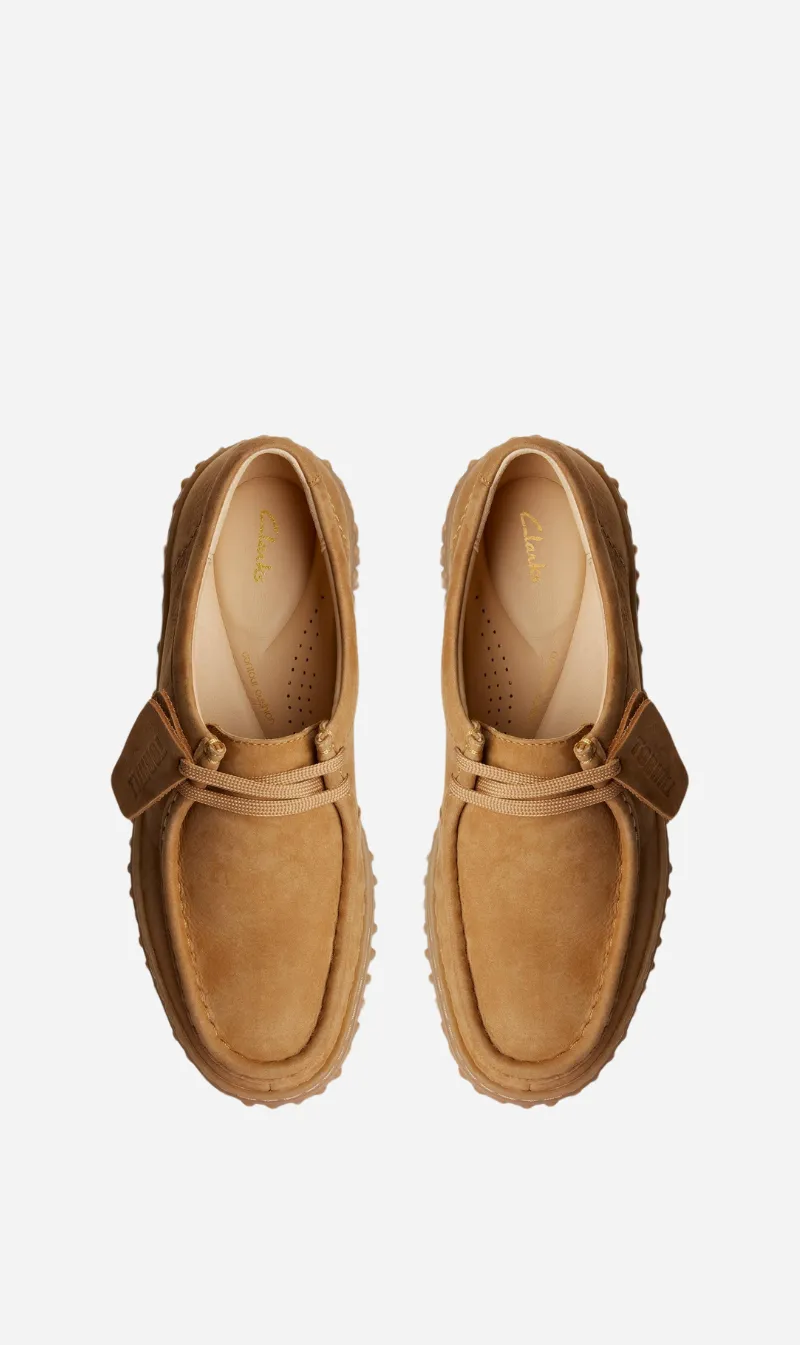  Clarks      Torhill Bee - Light Tan Nubuck 