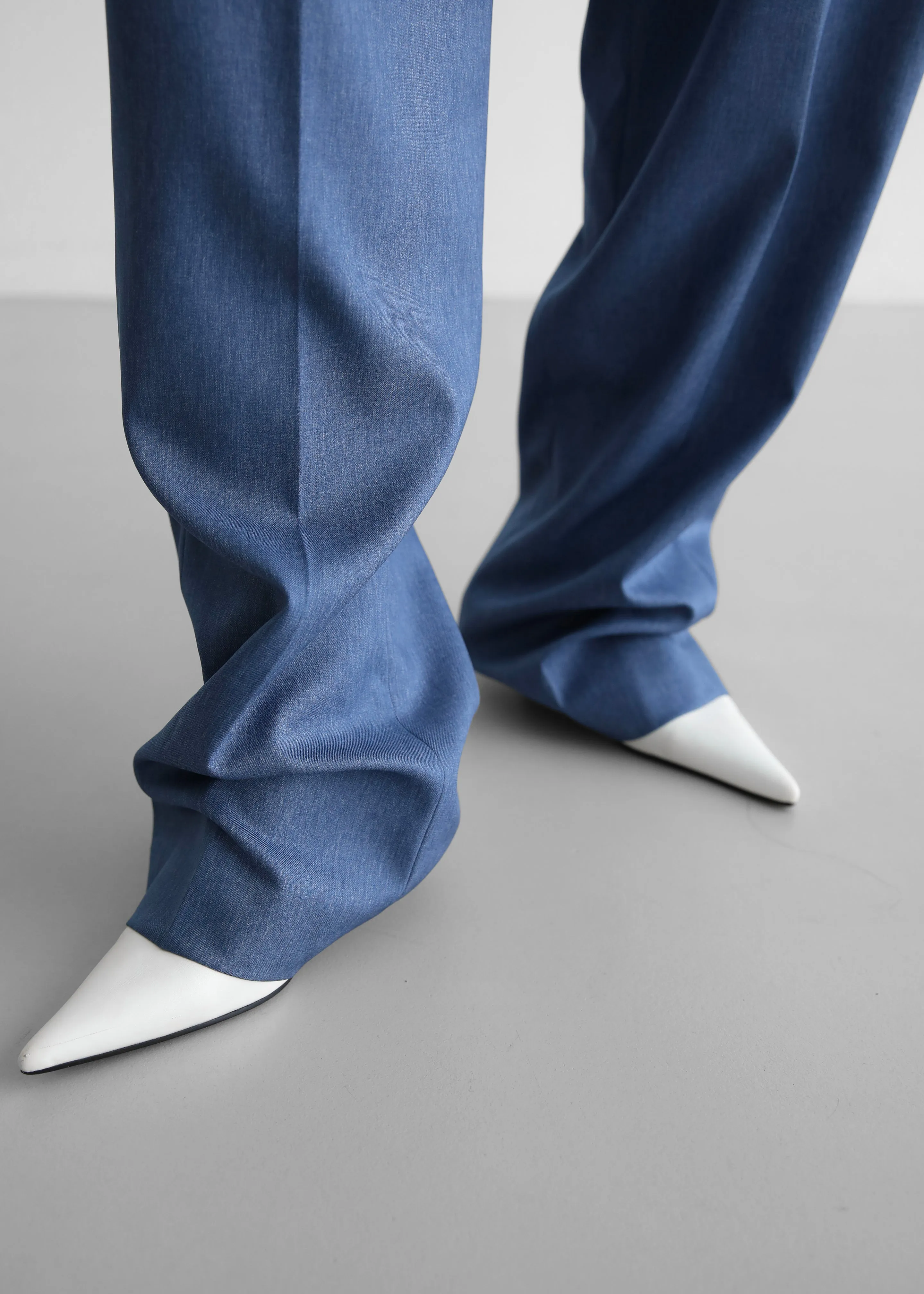 Cooper Pintuck Trousers - Blue