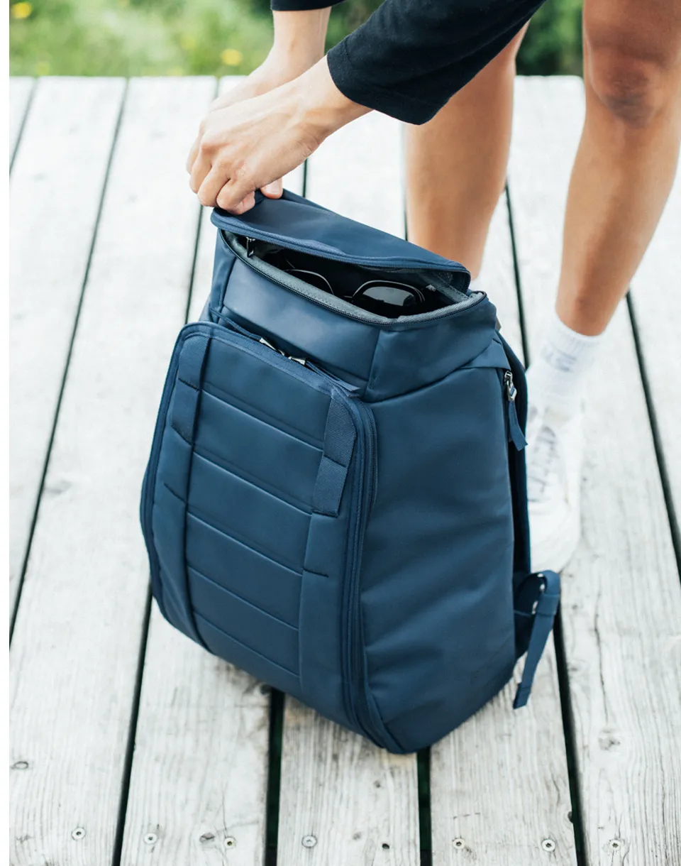 Db Hugger Backpack 25L Blue Hour