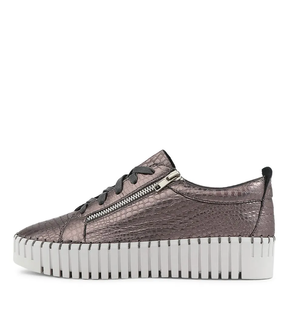 DJANGO & JULIETTE Bump Pewter Croco Leather Sneakers Ws
