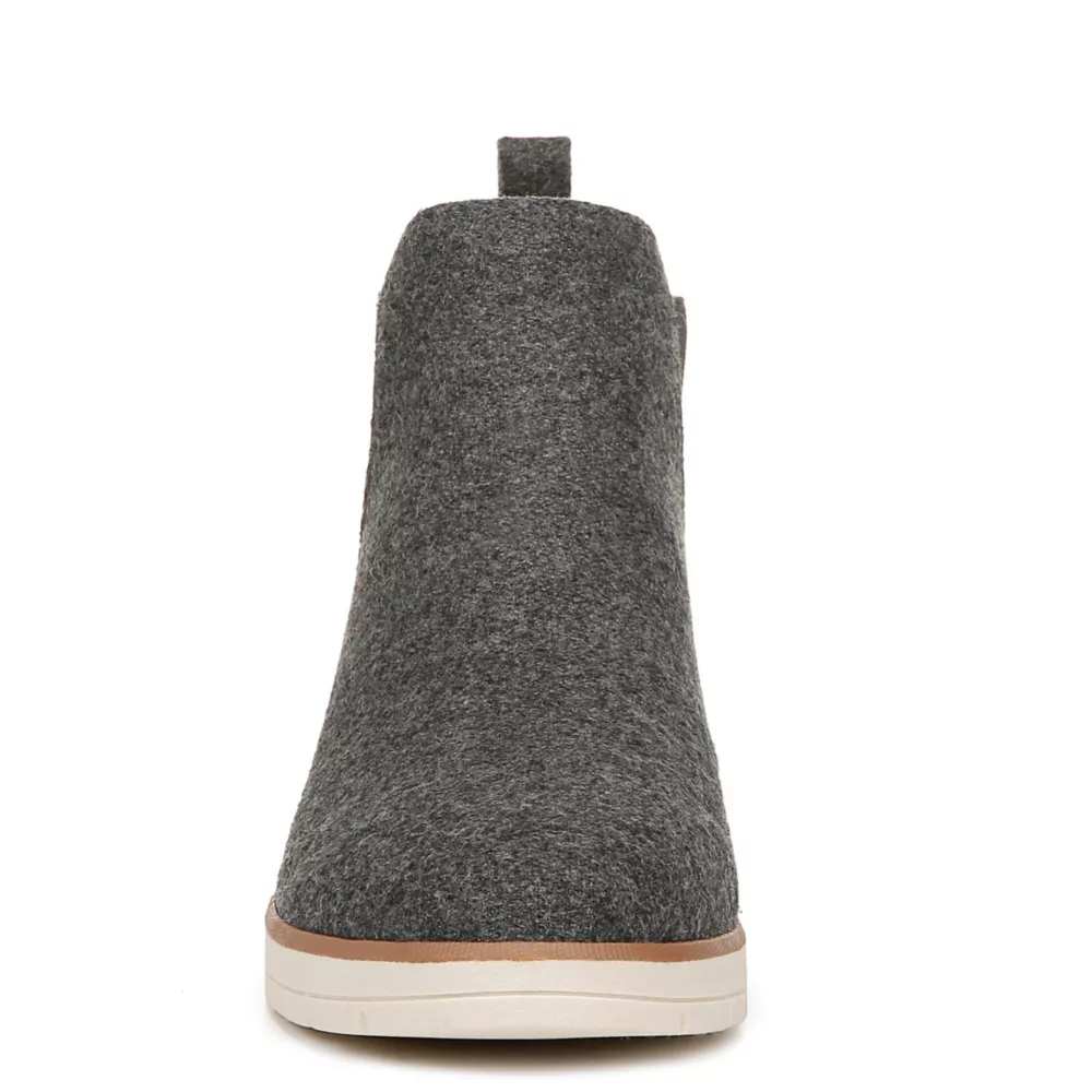 DR. SCHOLL'S  WOMENS NORTHBOUND CHELSEA BOOT