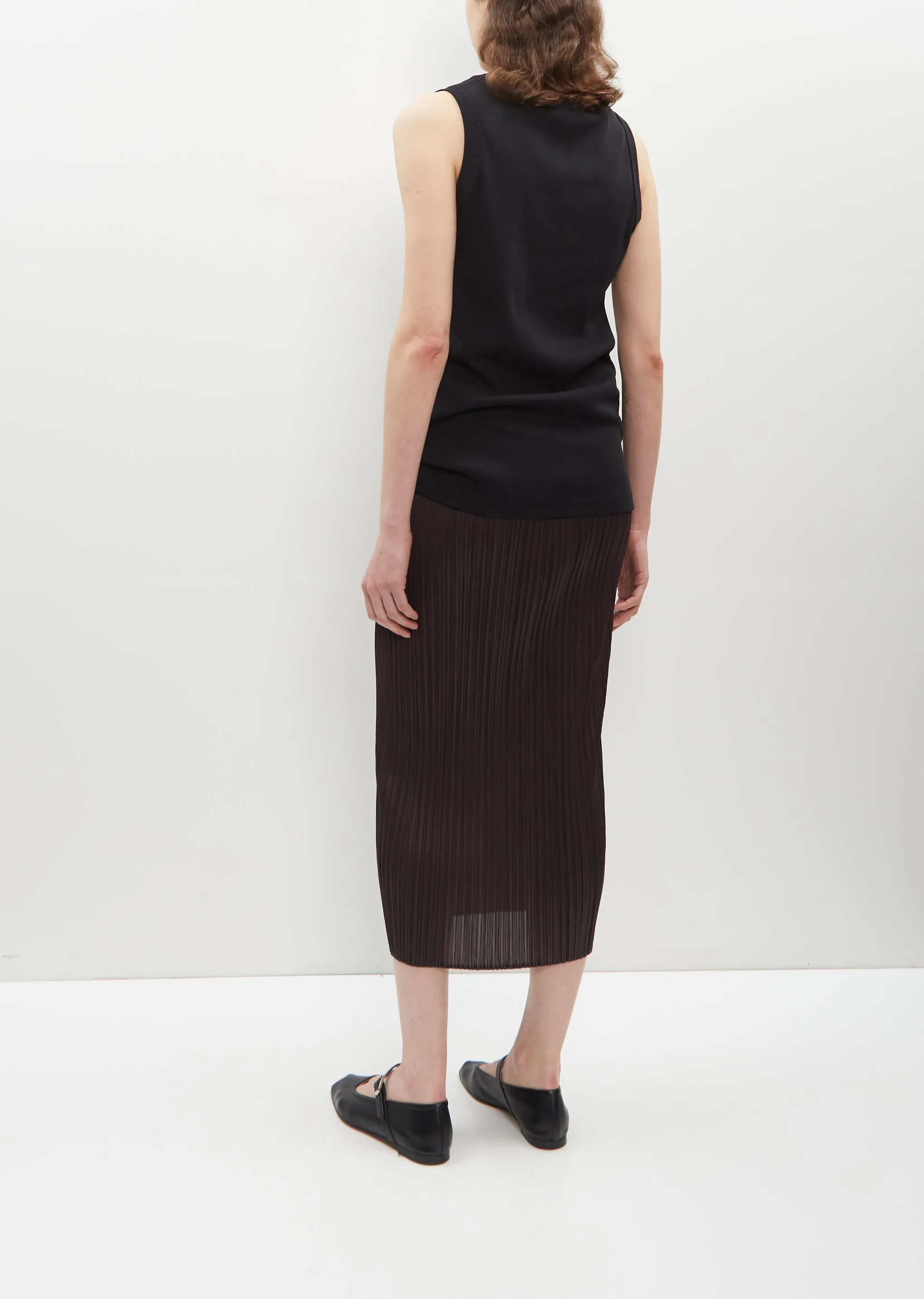 Essential Pleated Skirt