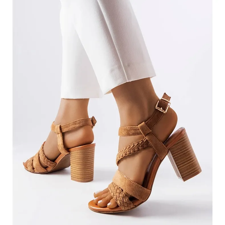 Evento Brown sandals with braided straps Octave