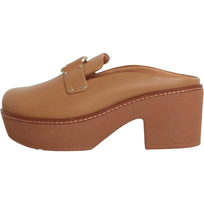 FitFlop Womens Pilar Stud-Buckle Leather Platform Mules Latte Tan