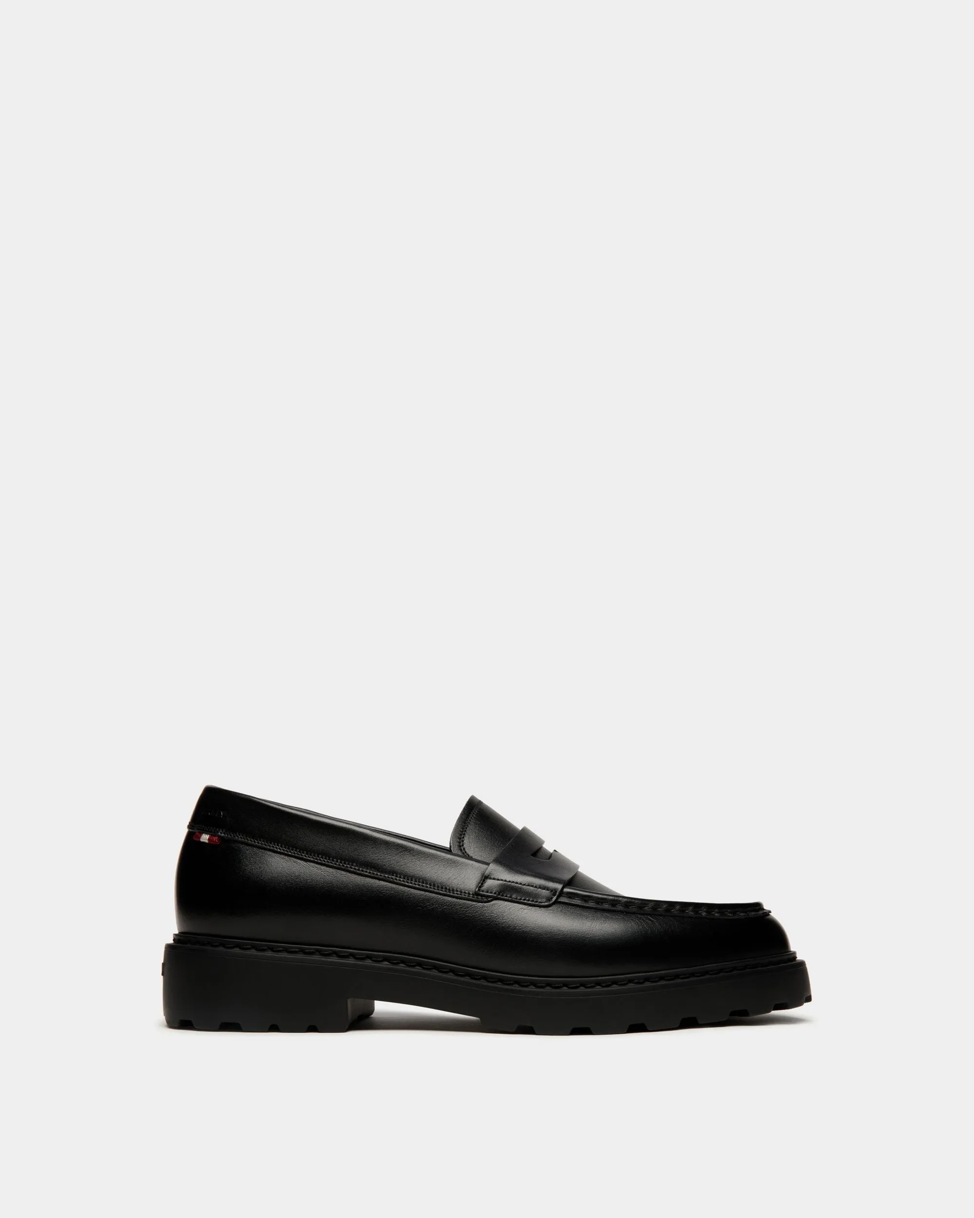 Gusto Loafer In Black Leather