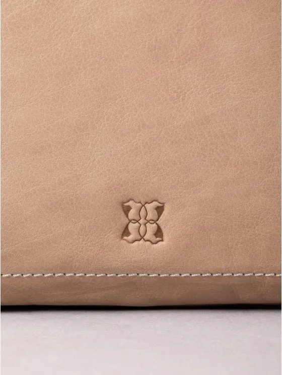 Harstone Large Leather Cross Body Bag in Taupe