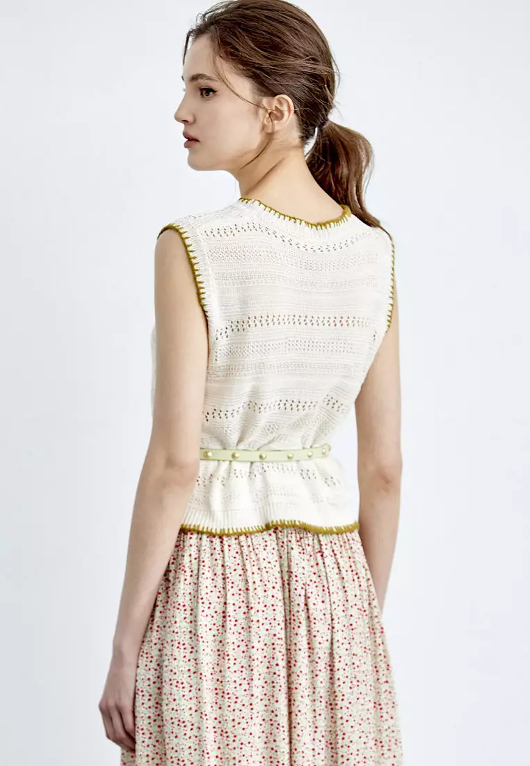 iROO Basic Knit Vest With Contrast Green Stitching Detail
