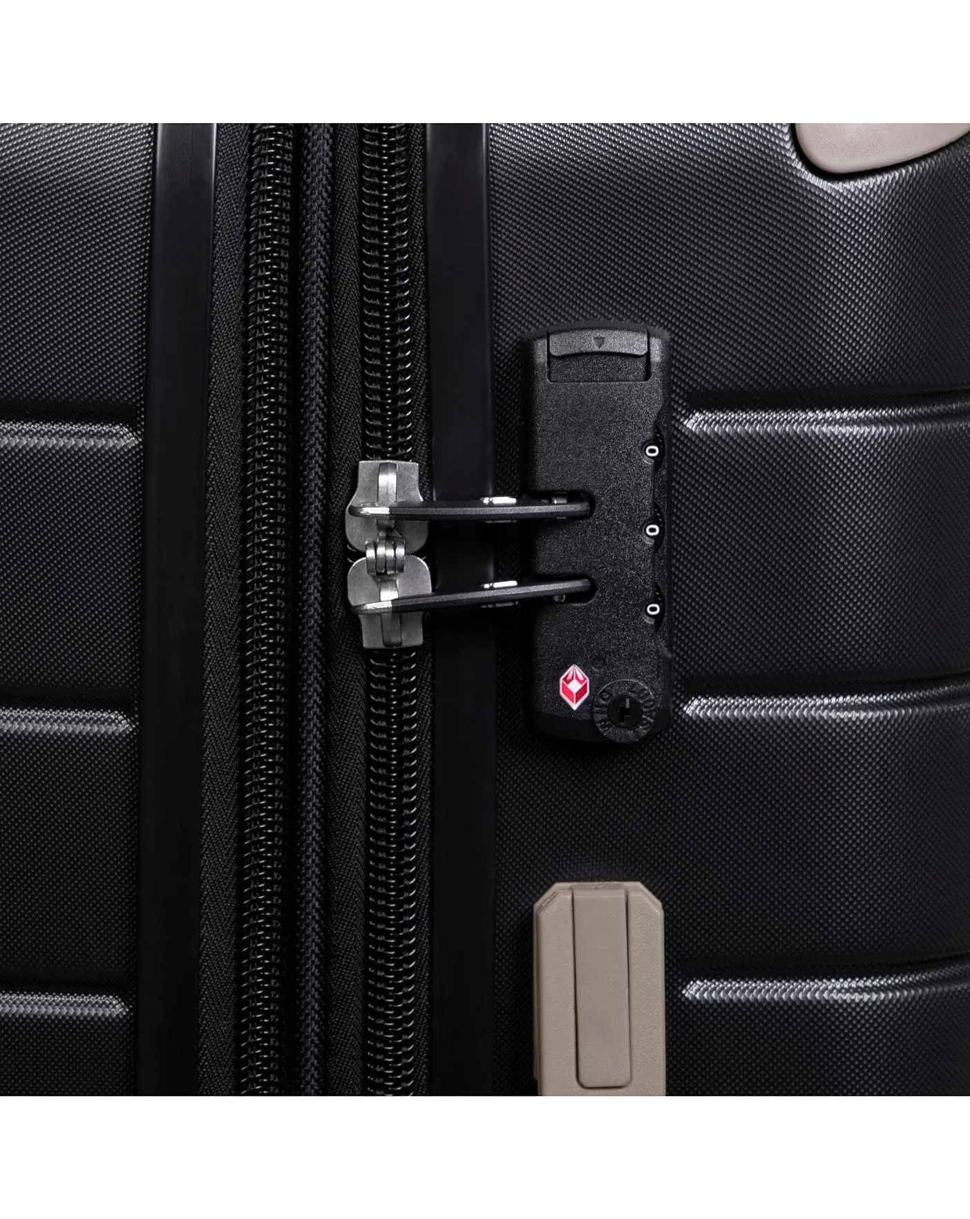 IT Luggage Skyscraper Black 3pc Suitcase Set with TSA Lock
