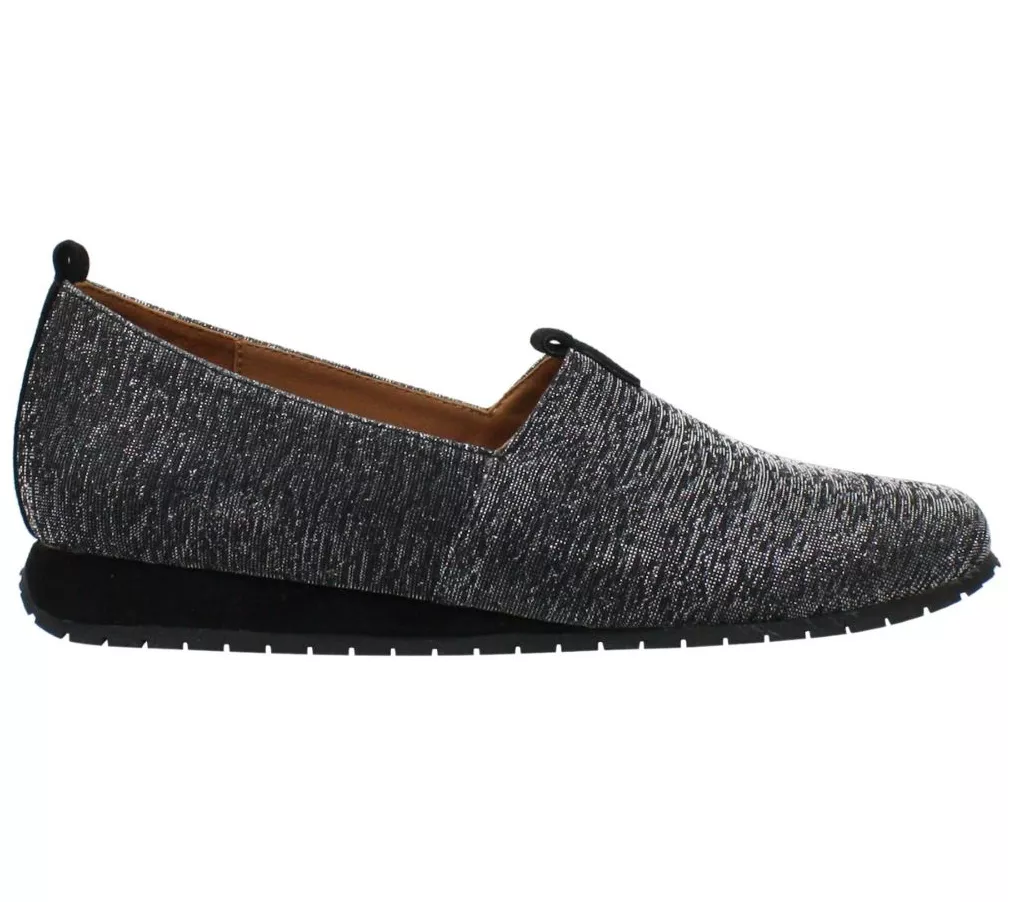 L'Amour Des Pieds Slip-On Fahion Sneakers - Tumai