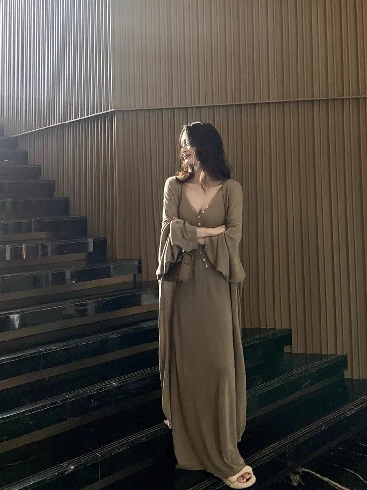 Lin Yan'er casual suit autumn women's 2023 new vest skirt wool knitted cardigan gentle three-piece set (S182)