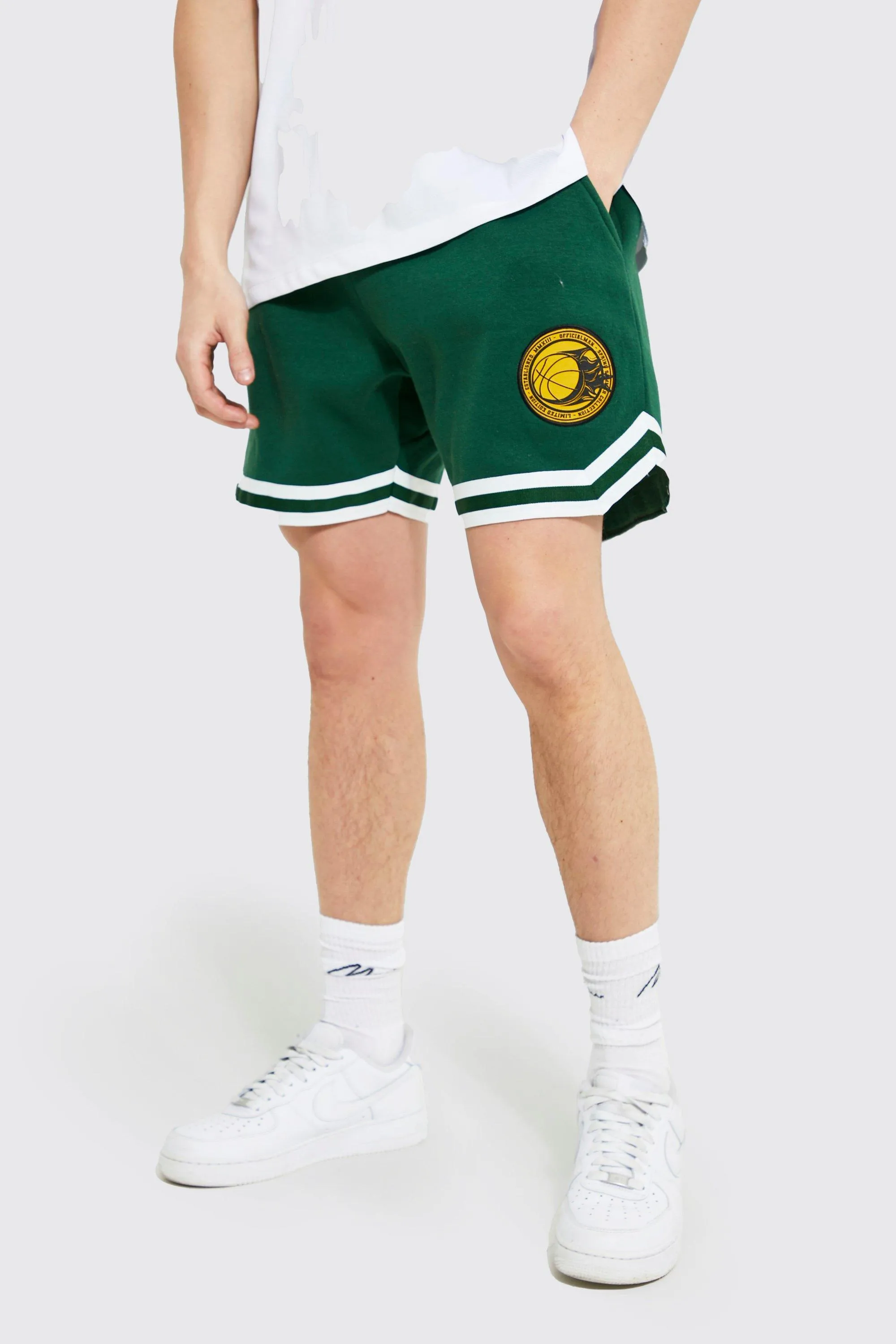 Loose Short Length Short With Tape Detail | boohooMAN UK