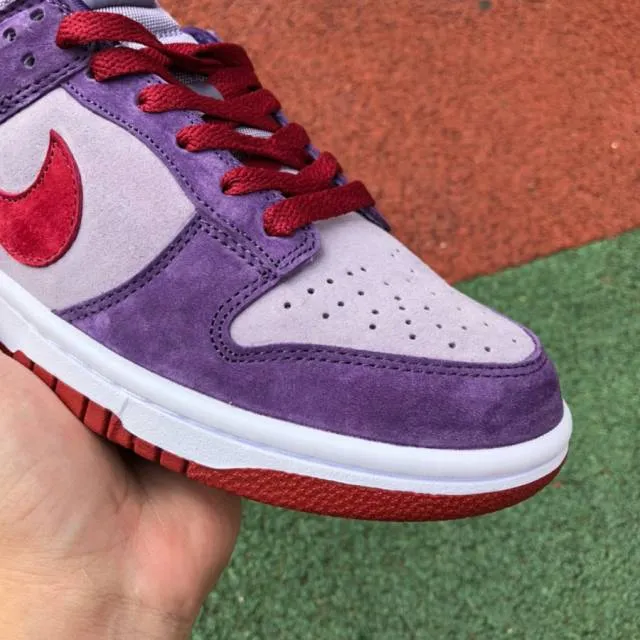 Low nike dunk sb low plum cu1726-500
