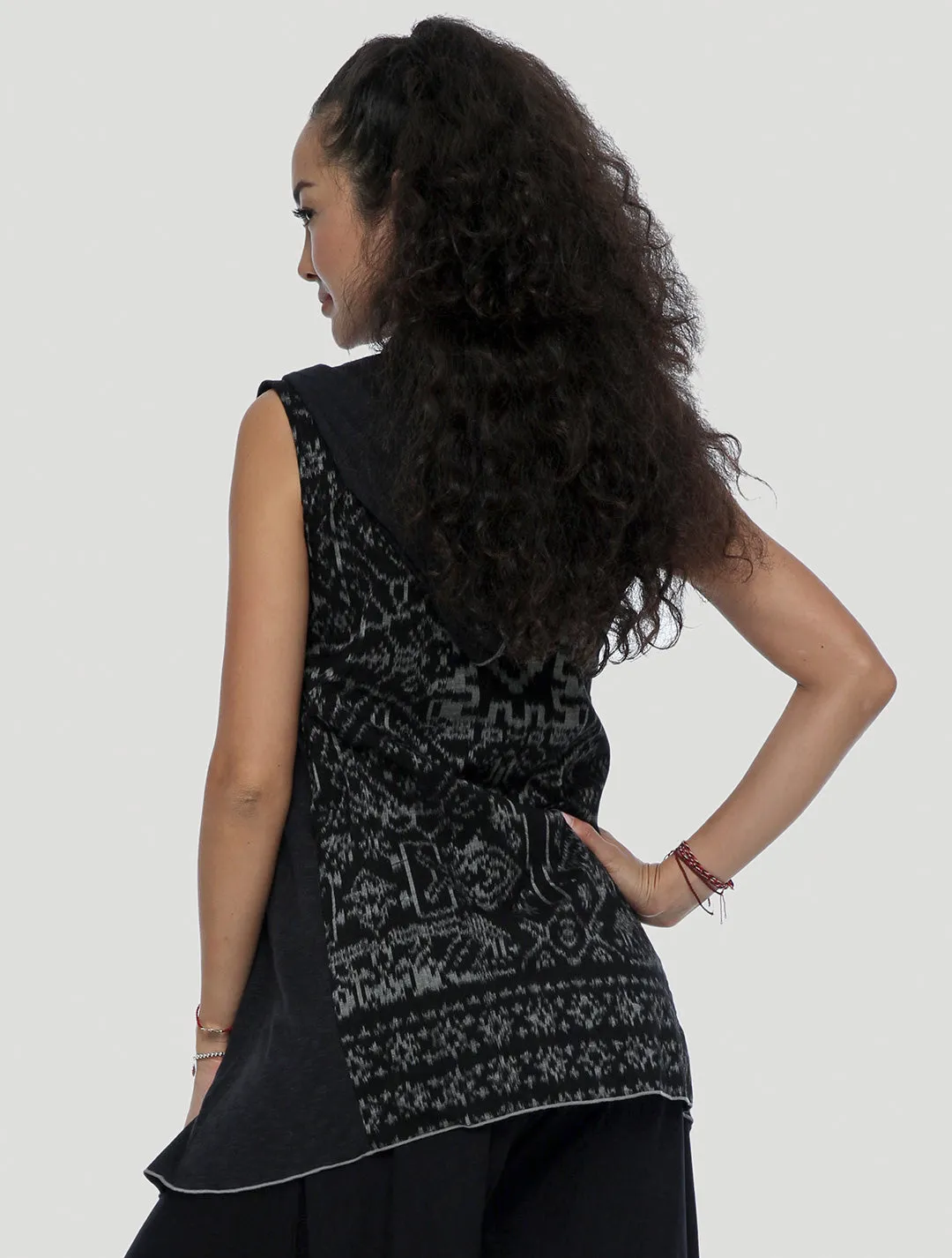 Mali Hooded Vest