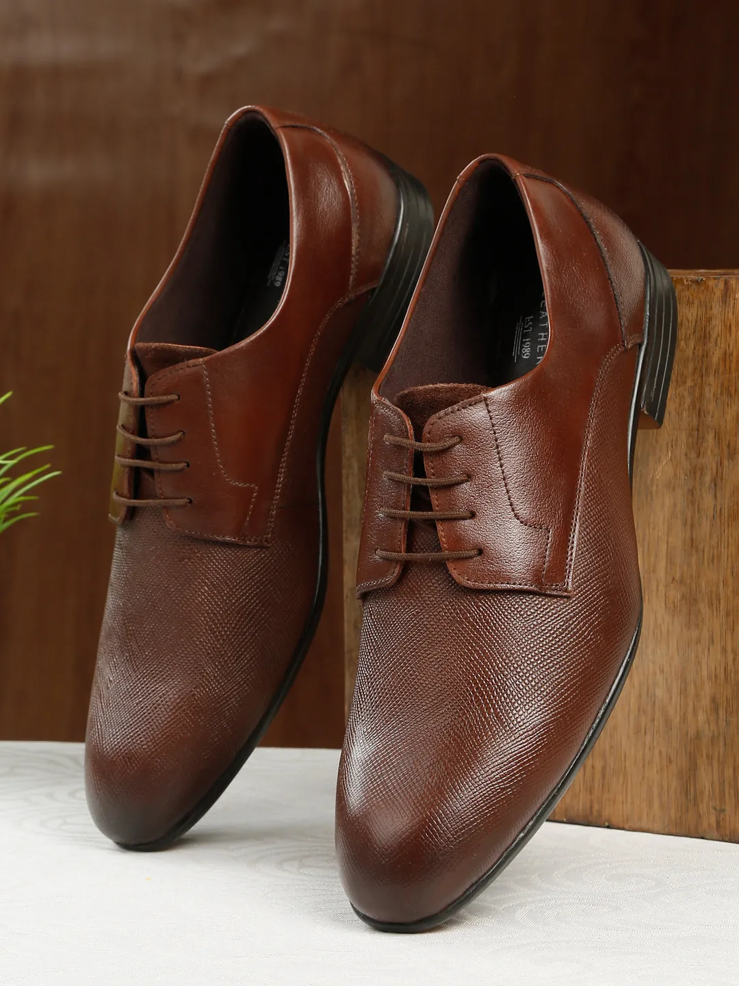 Men's Tan Texture Leather Lace-Up Shoes