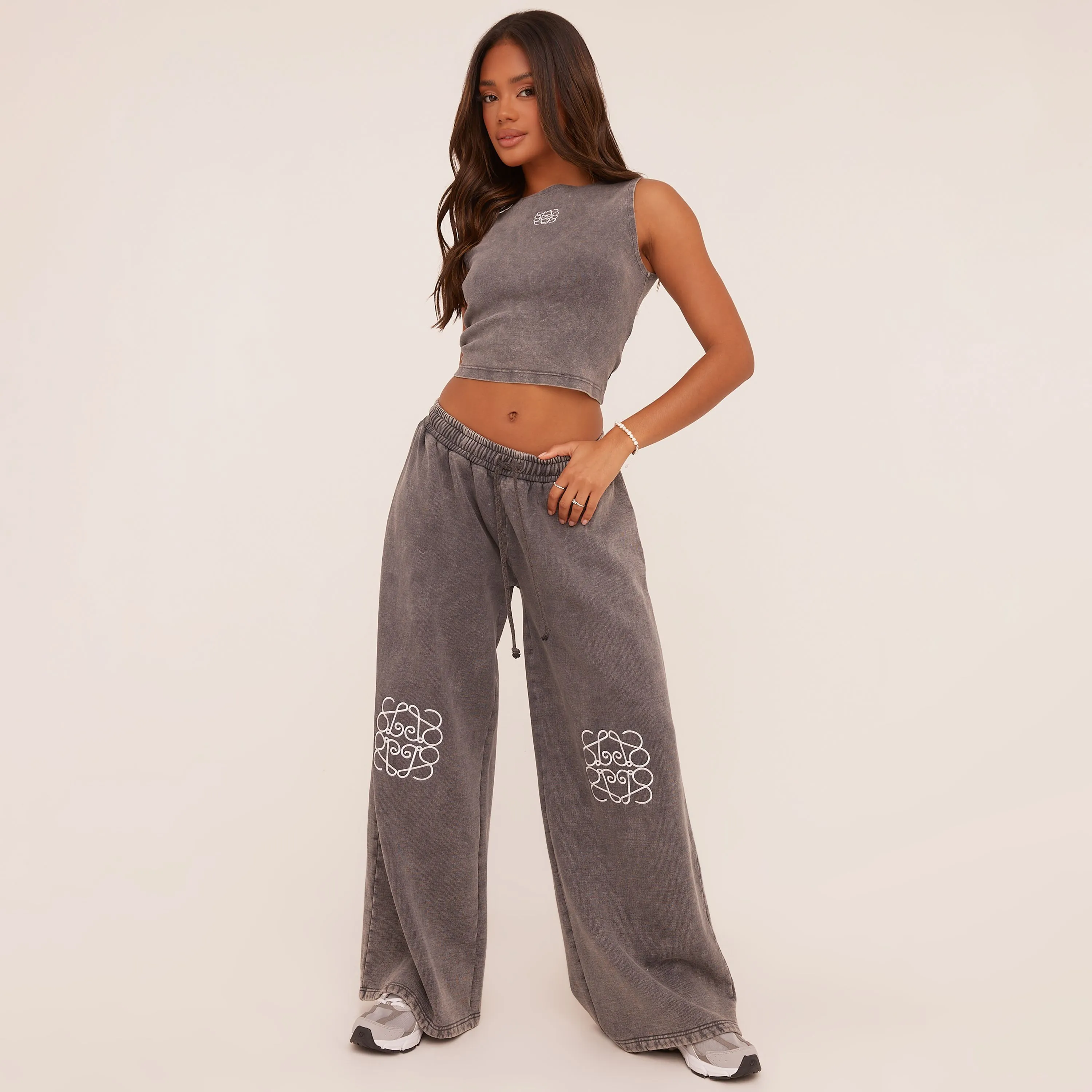 Mid Rise Swirl Graphic Wide Leg Slouchy Joggers In Grey Acid Wash