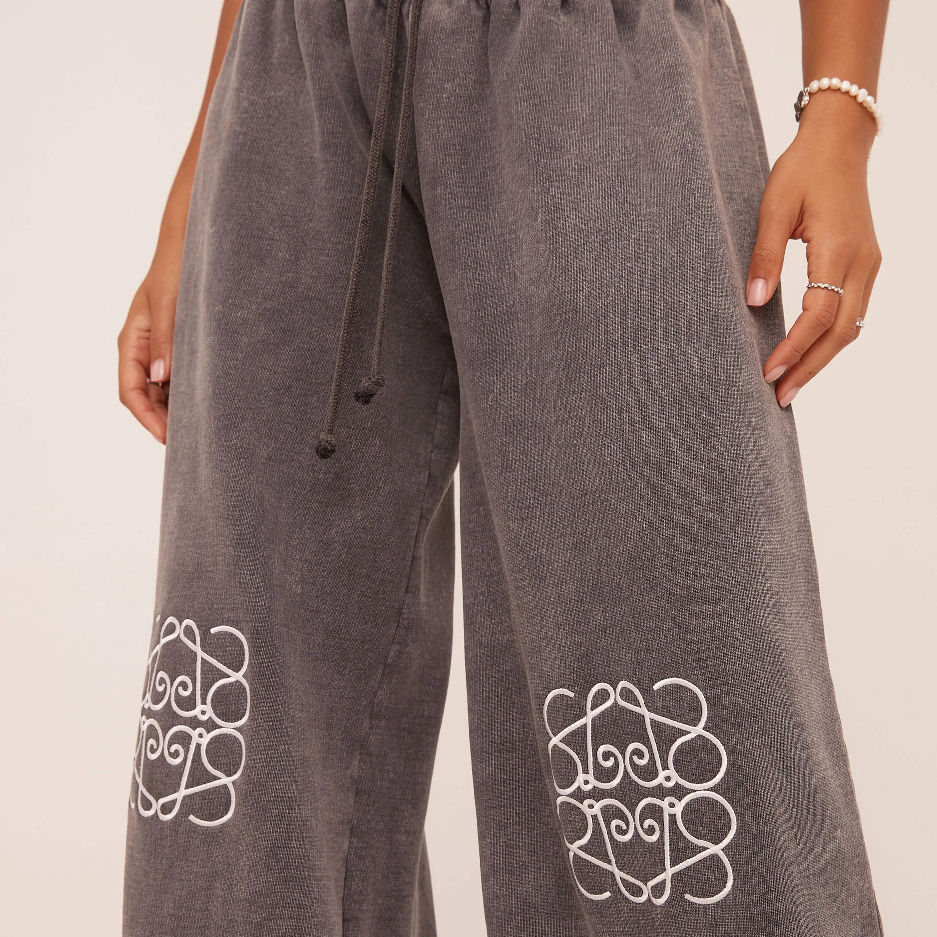 Mid Rise Swirl Graphic Wide Leg Slouchy Joggers In Grey Acid Wash