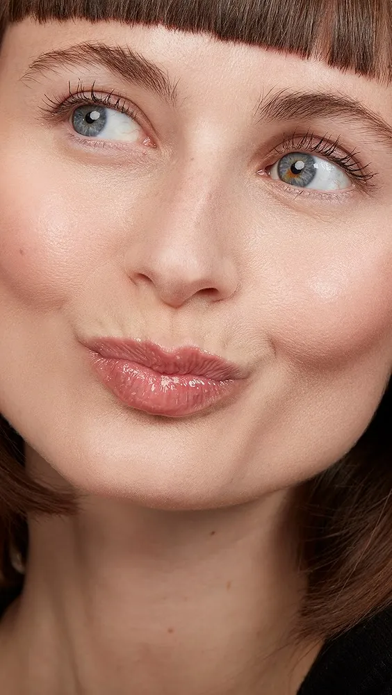 Monika Blunder   Botanical Balm Hyaluronic Lip Tint 