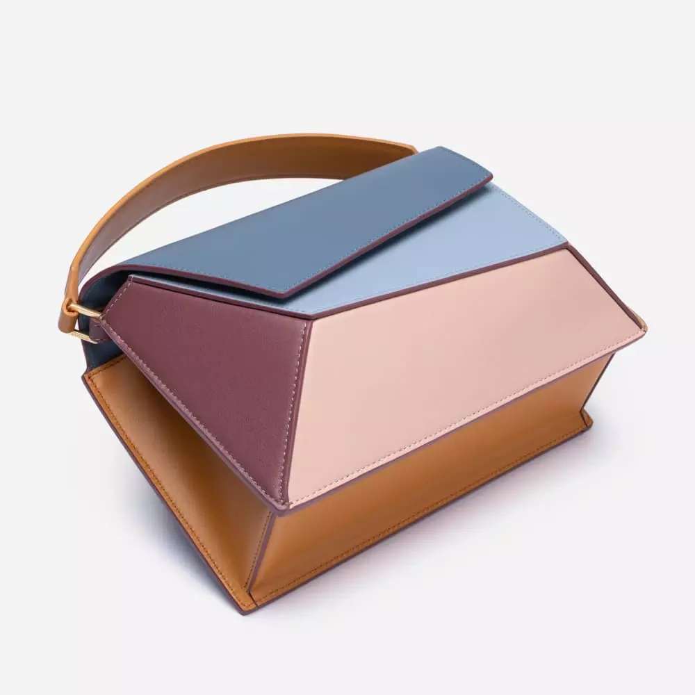--Naomi south america bag-