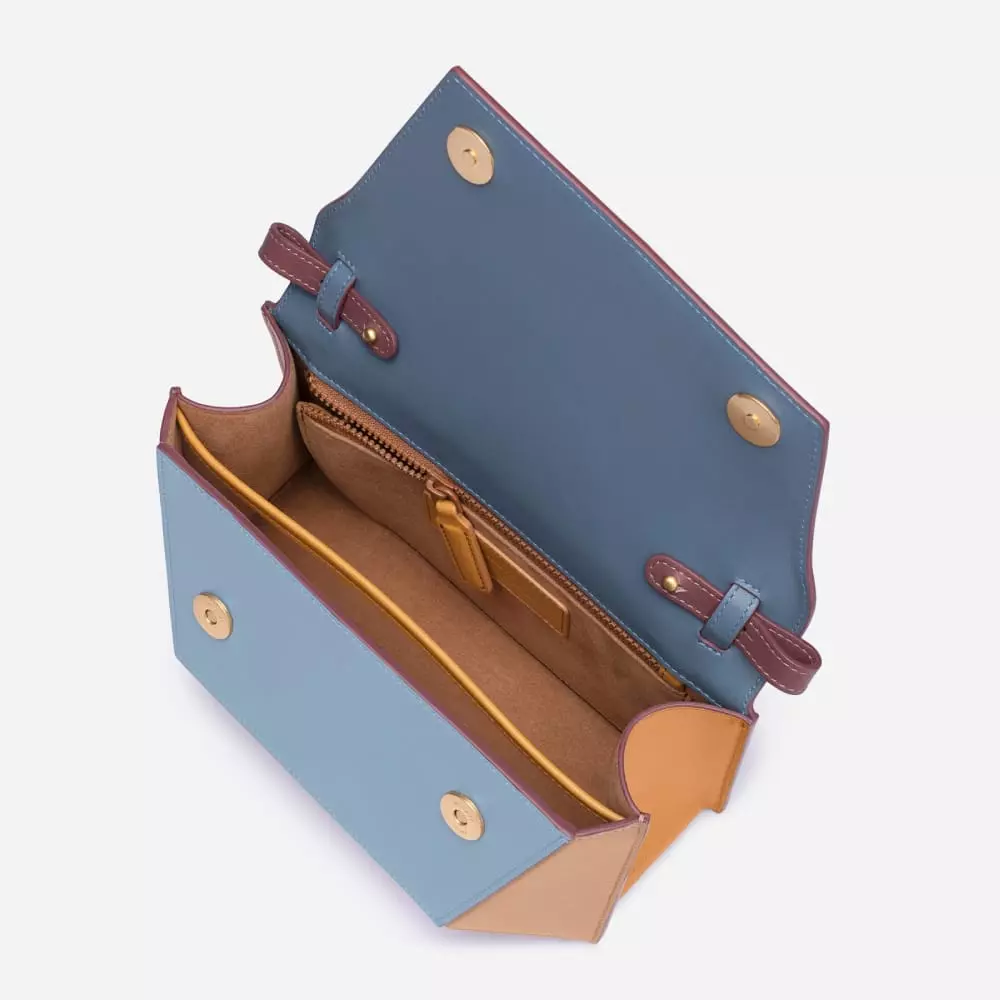 --Naomi south america bag-