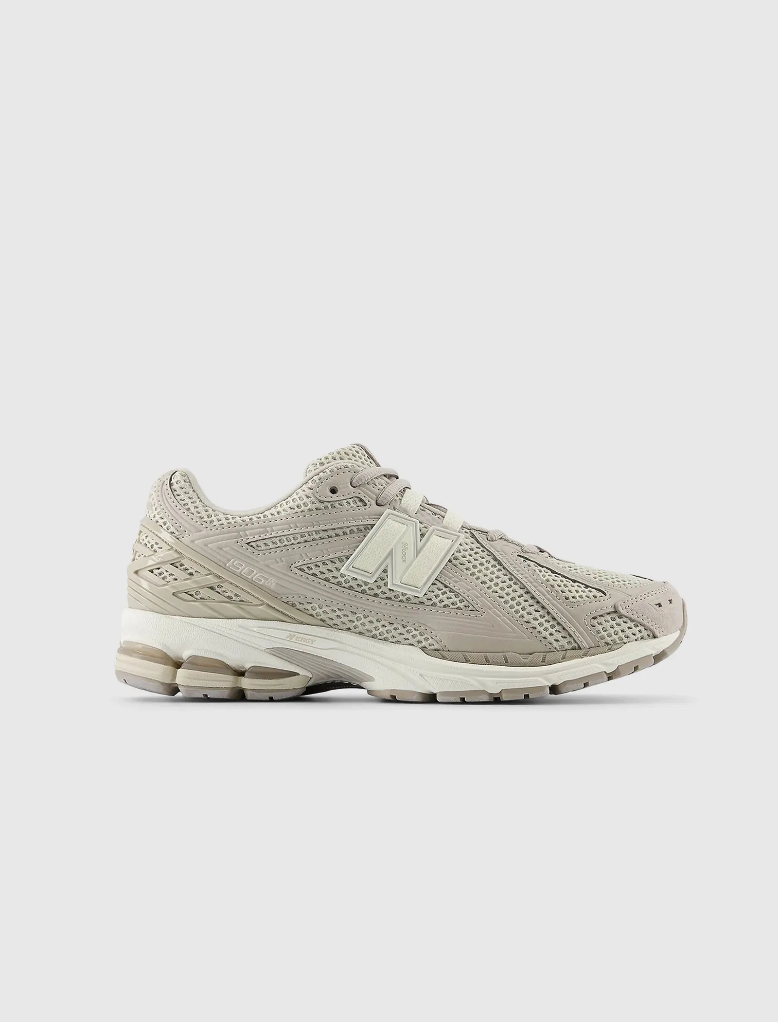 NEW BALANCE 1906R 