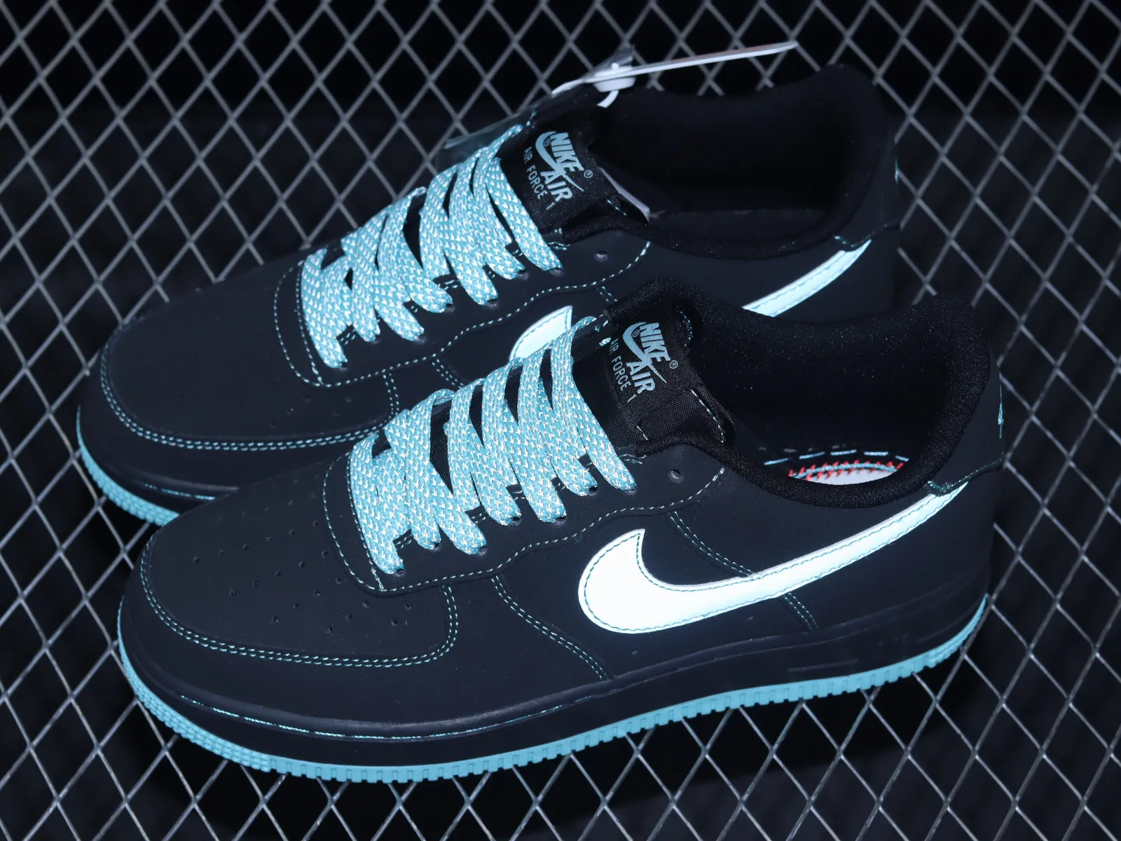 Nike Air Force 1 07 Low Black Tiffany Bue DH5696-226