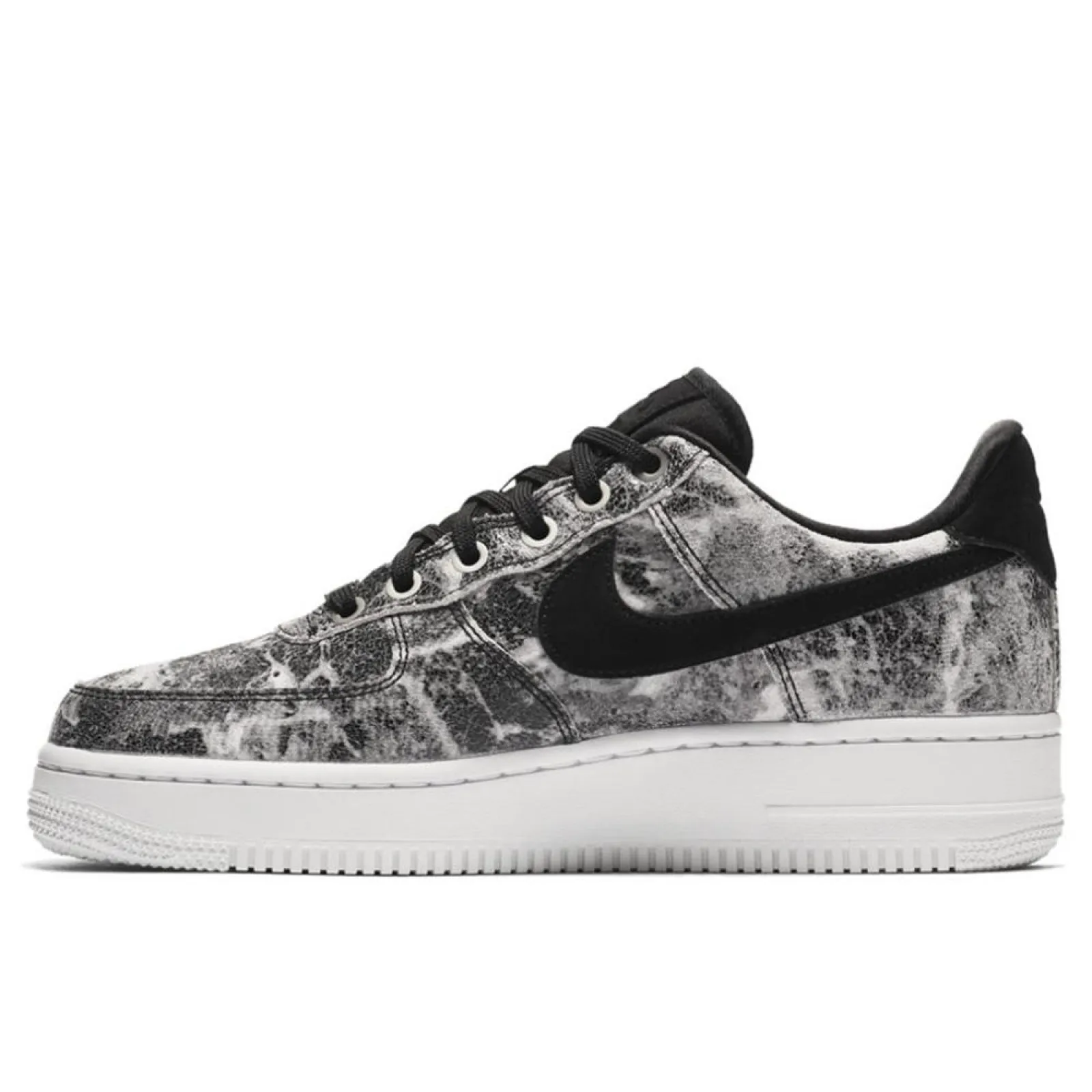 Nike Air Force 1 '07 ''LXX''