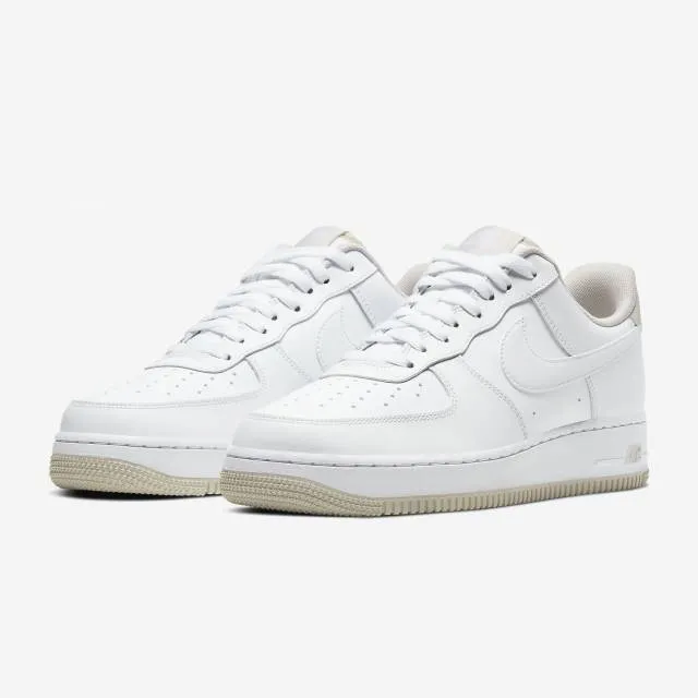 Nike Air Force 1 '07 (White/ Light Bone/ Tan Brown White) Me