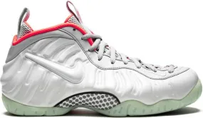 Nike Air Max Lebron 7 NFW MVP sneakers White