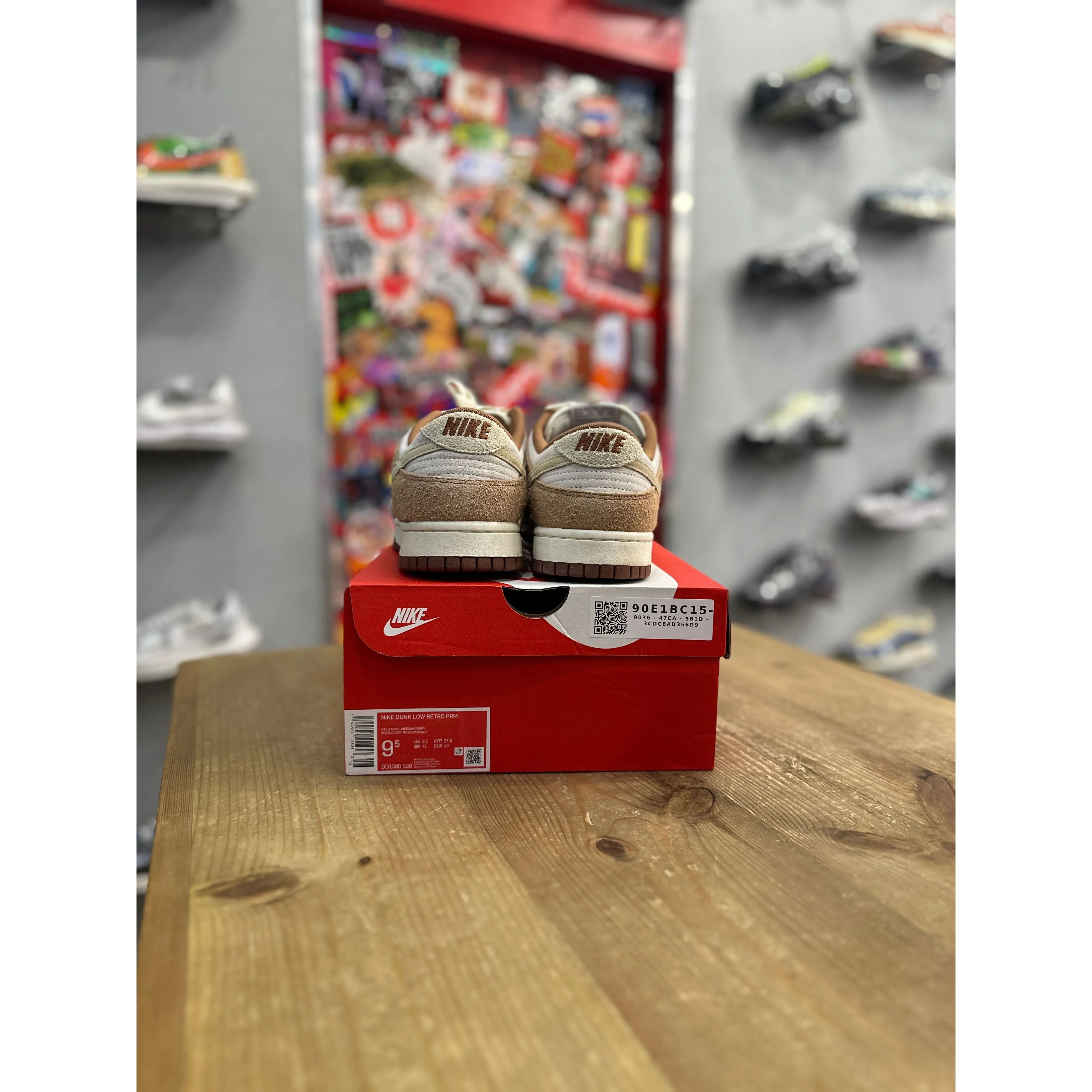 Nike Dunk Low Medium Curry UK 8.5