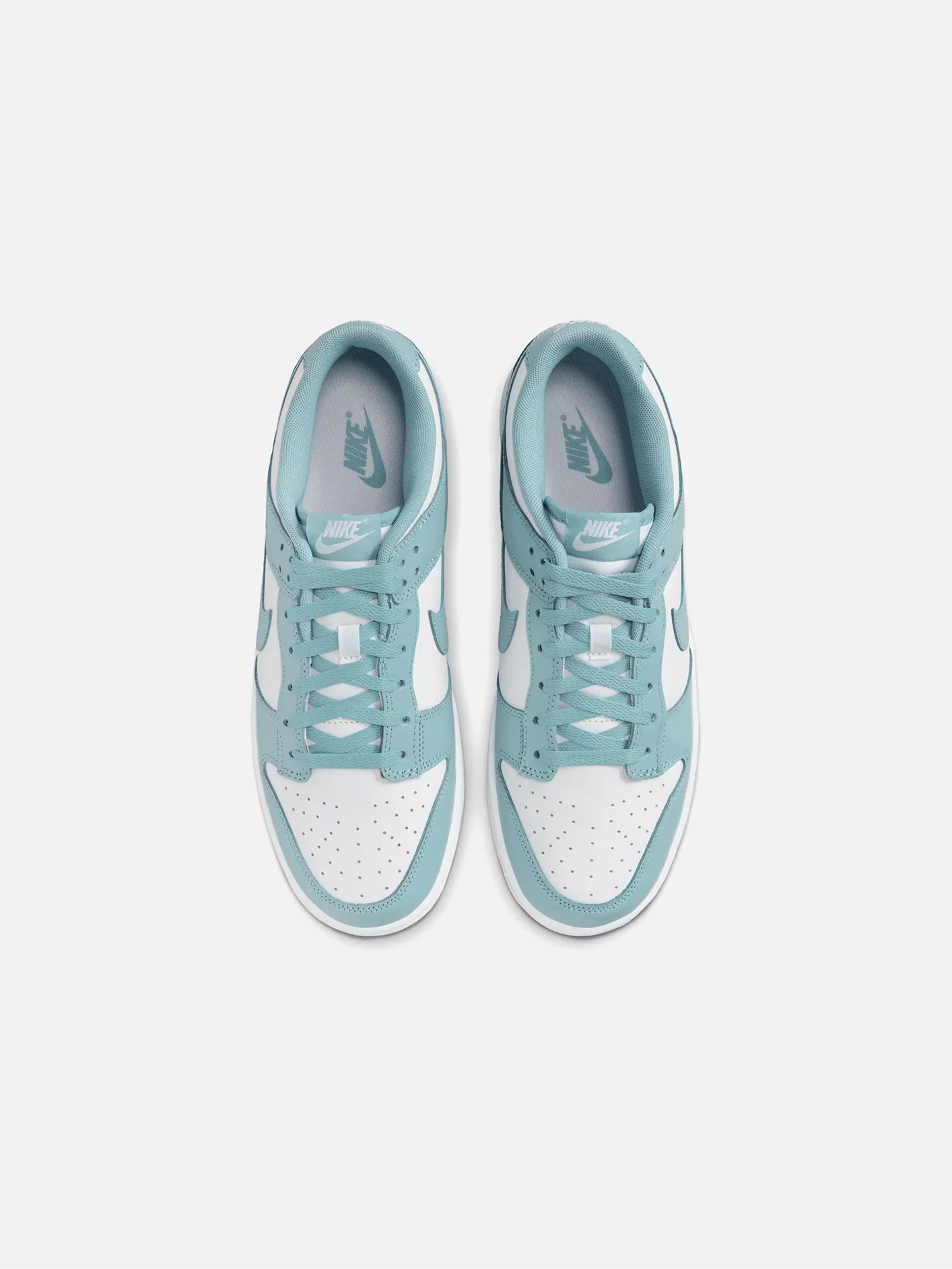 NIKE Dunk Low Retro 