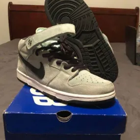 Nike dunk mid pro sb sea crystal 9.5