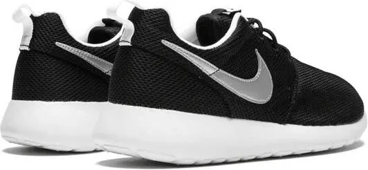 Nike Kids Roshe One low-top sneakers Black