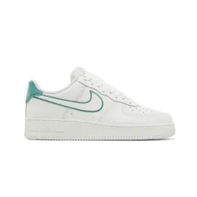 Nike Men's Air Force 1 Low Resort and Sport
