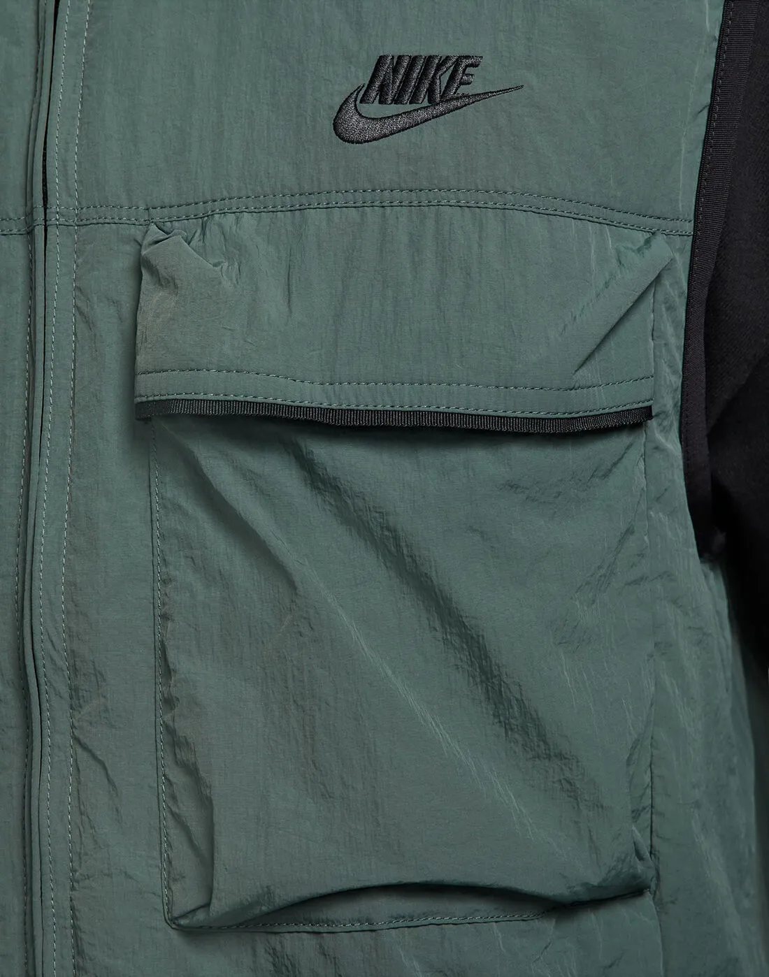 Nike Mens Tech Woven Vest