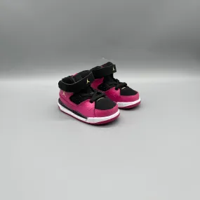 Nike (New)/ Air Jordan / Runner / US5