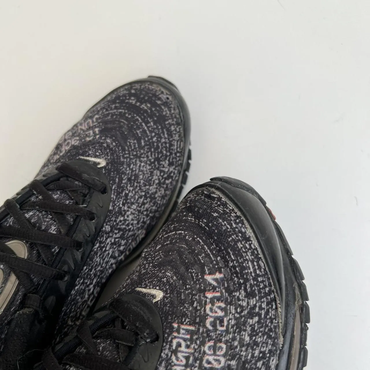 Nike Skepta SK Air Max Deluxe Trainers In Black & Red