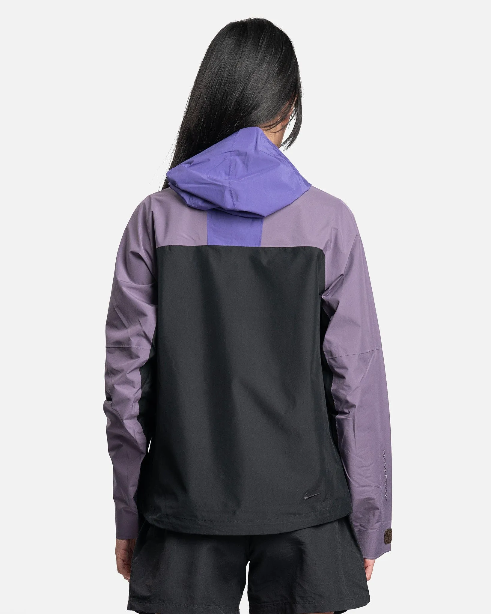Nike Women's ACG Cascade Rain Jacket in Dark Iris